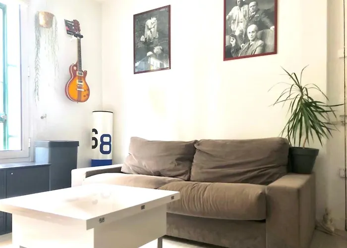 Flat In Montmartre La Planquette Parking Paříž