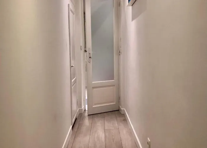 Flat In Montmartre La Planquette Parking Apartmán *